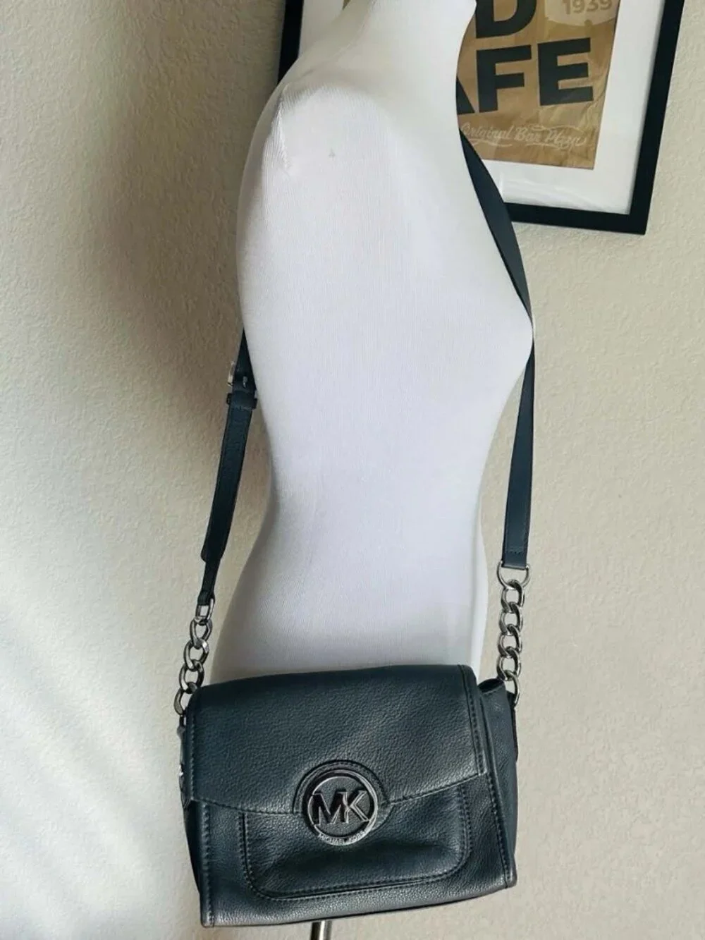 MICHAEL Michael Kors Margo Pebbled Leather Crossbody Bag - Gray 005